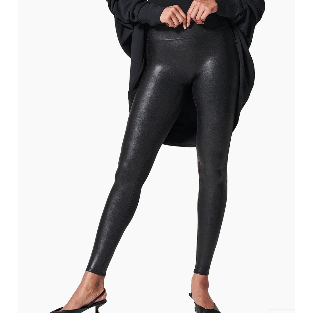 Spanx Leggings Faux Leather Shaping Sz Small Black Shiny Chic Tight